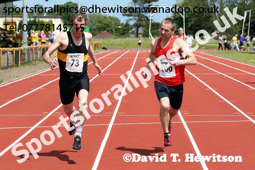 400 metres, North East Masters Champs, Monkton Stadium,  Jarrow. Photo: David T. Hewitson/Sports for All Pics